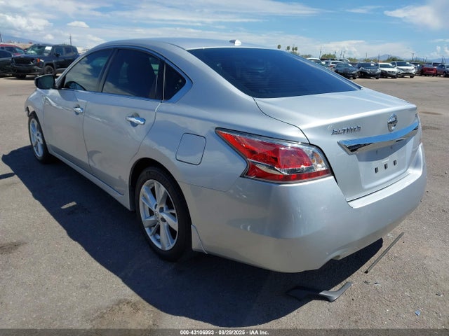 Nissan Altima 2015 1N4AL3AP9FC106923 Image 3