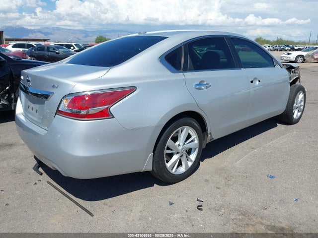 Nissan Altima 2015 1N4AL3AP9FC106923 Image 4