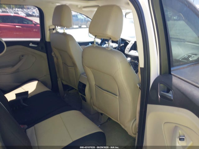 1FMCU9J96EUA31588 Ford Escape