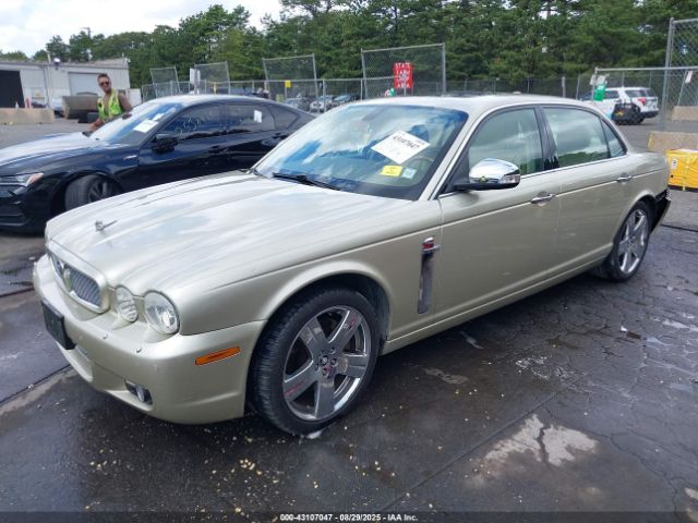 2008 JAGUAR XJ SAJWA82B08SH19175 Photo 1