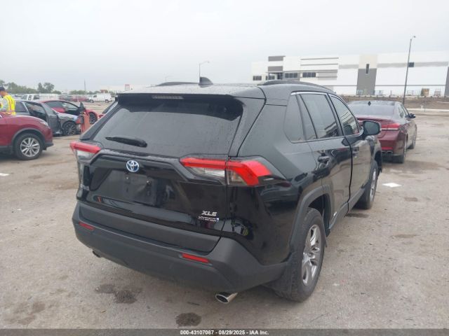 2024 TOYOTA RAV4 HYBRID JTMRWRFV5RD245024 Photo 3