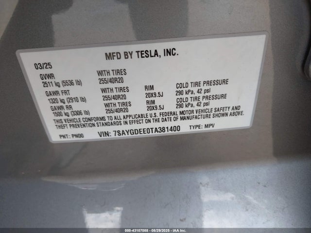 2026 TESLA MODEL Y 7SAYGDEE0TA381400 Photo 8