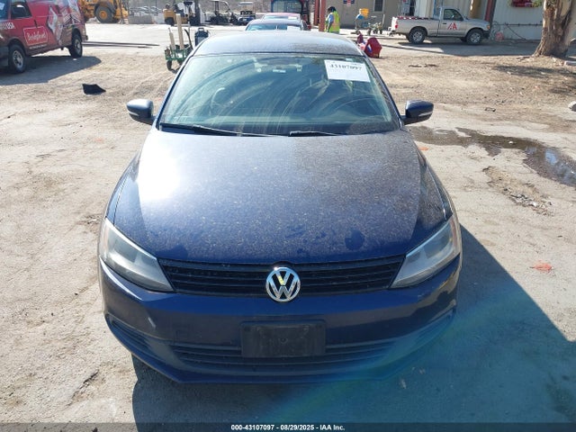 3VWD17AJ6EM270902 Volkswagen Jetta