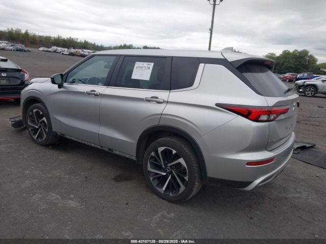 2022 MITSUBISHI OUTLANDER JA4J4UA8XNZ021164 Photo 2