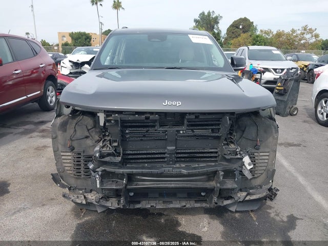 1C4RJKBG0N8515955 Jeep GRAND CHEROKEE L