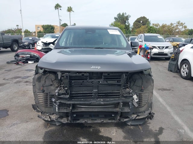 1C4RJKBG0N8515955 Jeep GRAND CHEROKEE L