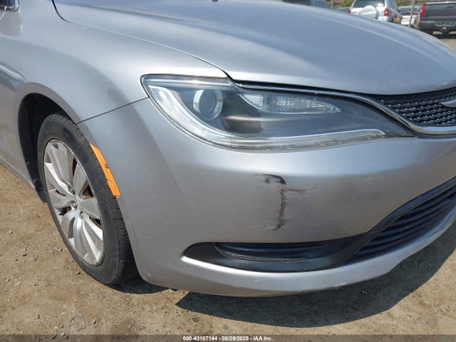 1C3CCCFB2FN633341 Chrysler 2015