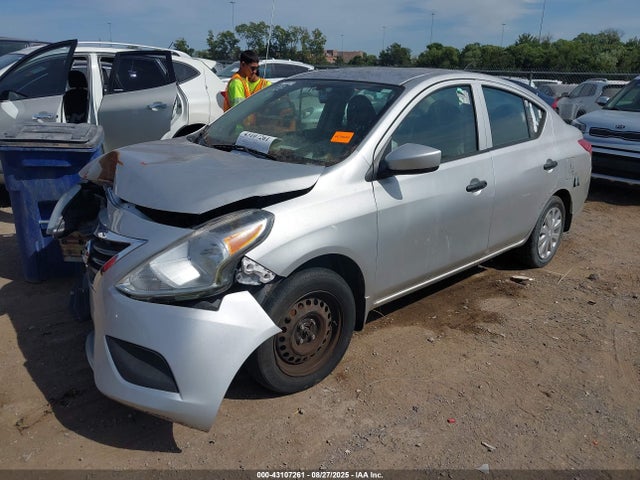 Nissan Versa 2016 3N1CN7AP3GL841216 Image 2
