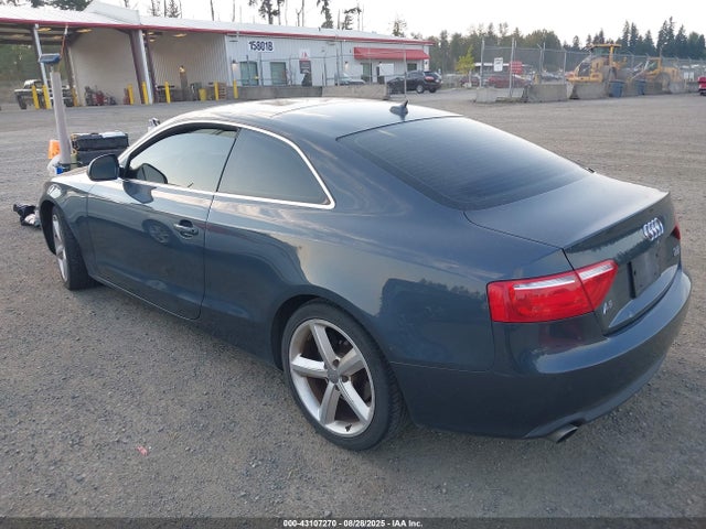 2009 AUDI A5 WAUDK78T89A033979 Photo 2