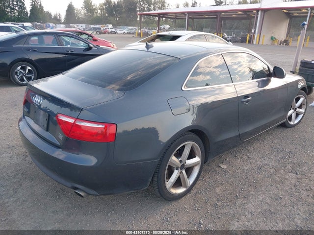 2009 AUDI A5 WAUDK78T89A033979 Photo 3