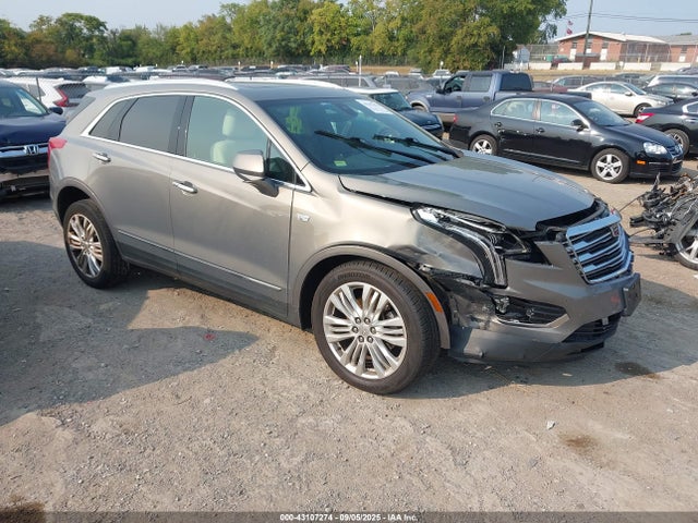 2017 CADILLAC XT5 1GYKNERS5HZ267566 Photo 0