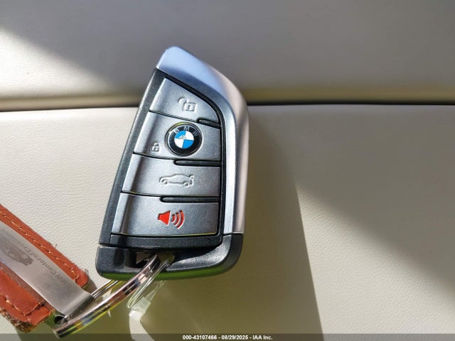 WBA53BH08PWY19629 BMW 530I