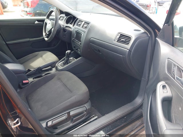 3VW2K7AJ2FM410305 Volkswagen Jetta
