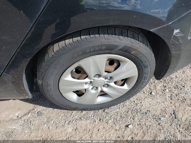 KIA dohc mpi nu 2015 KNAFK4A68F5418622 Image 12