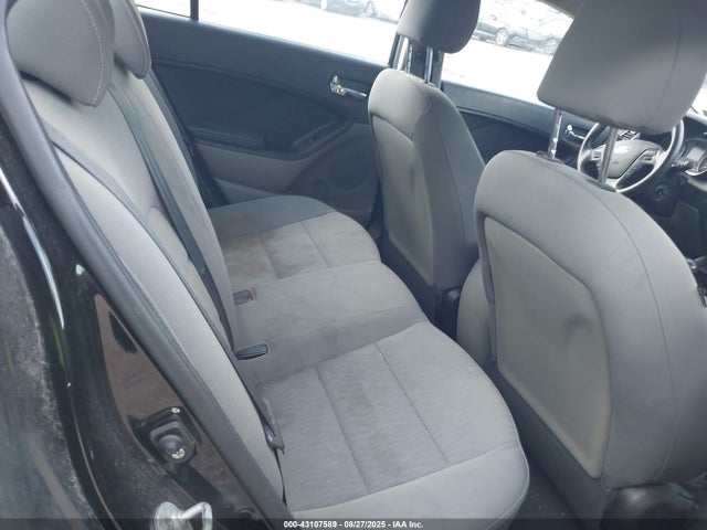 KIA dohc mpi nu 2015 KNAFK4A68F5418622 Image 8