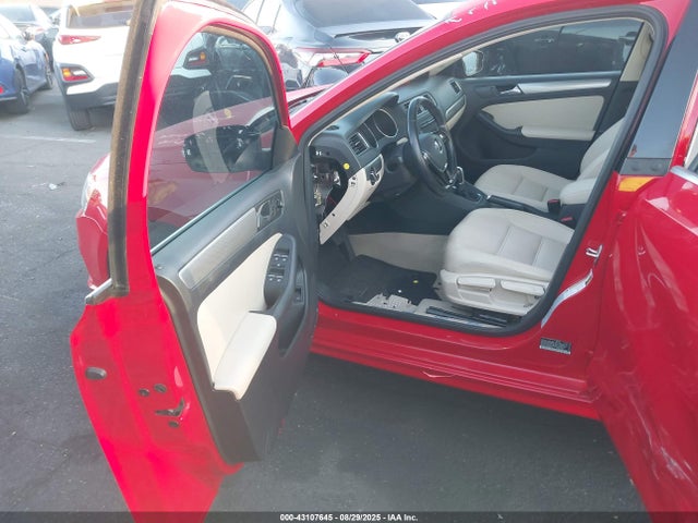 3VWD17AJ9FM254307 Volkswagen 1.8t