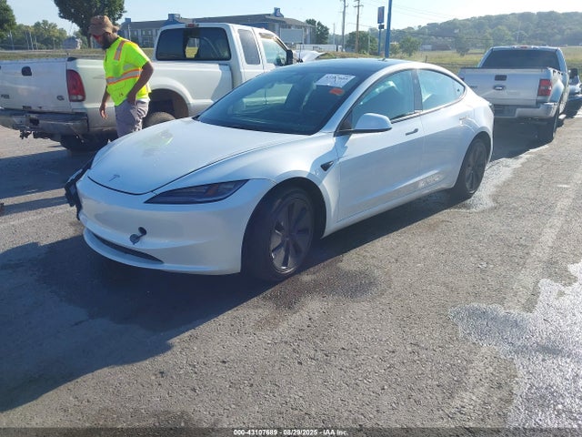 2024 TESLA MODEL 3 5YJ3E1EB5RF818532 Photo 1