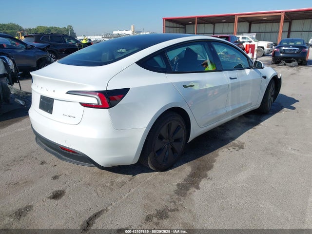 2024 TESLA MODEL 3 5YJ3E1EB5RF818532 Photo 3