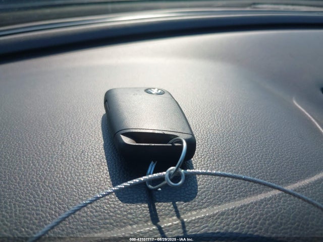 Volkswagen fsi 2018 1V2KR2CAXJC542218 Image 11