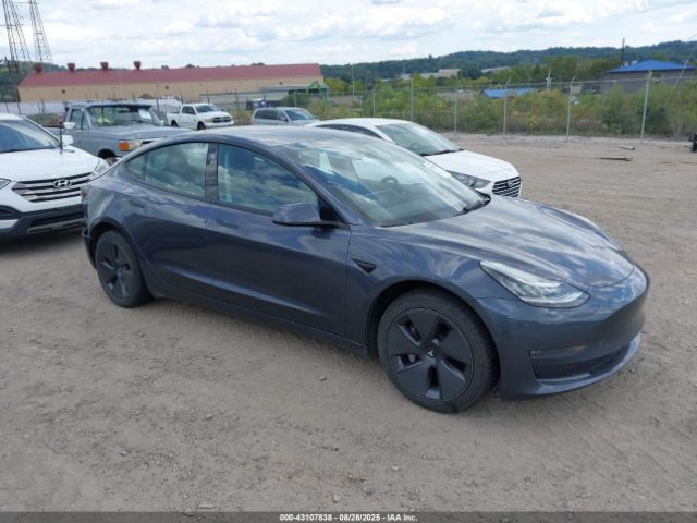 2022 TESLA MODEL 3 5YJ3E1EB8NF260458 Photo 0