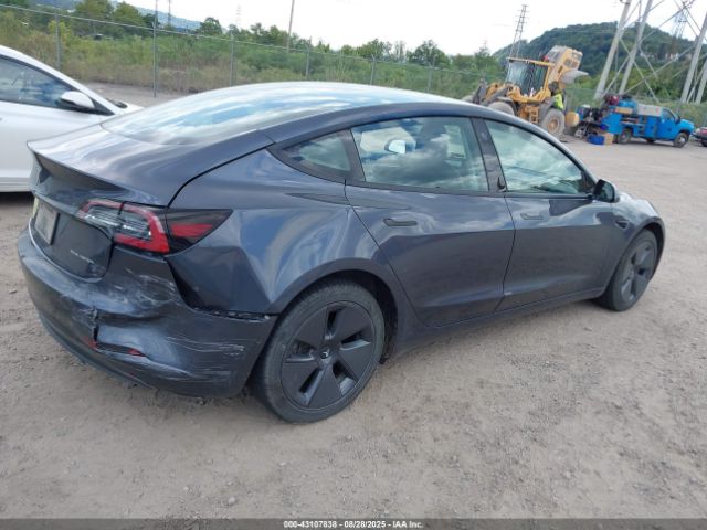 2022 TESLA MODEL 3 5YJ3E1EB8NF260458 Photo 3