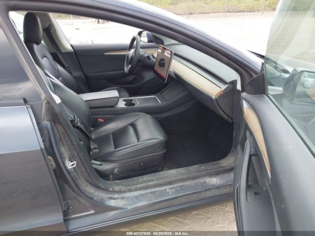 2022 TESLA MODEL 3 5YJ3E1EB8NF260458 Photo 4