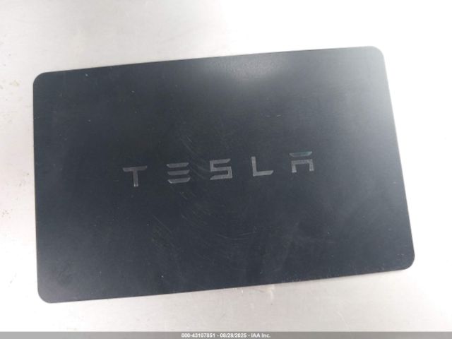 2026 TESLA MODEL Y 7SAYGDEE8TF349829 Photo 10