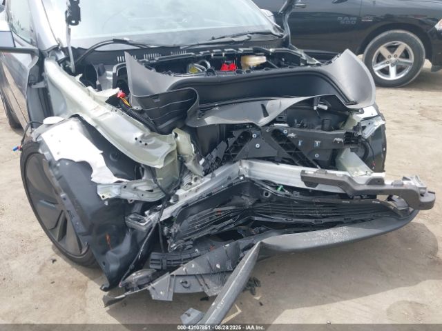 2026 TESLA MODEL Y 7SAYGDEE8TF349829 Photo 5