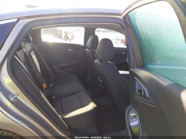 1G1ZD5ST5SF138013 Chevrolet lfv
