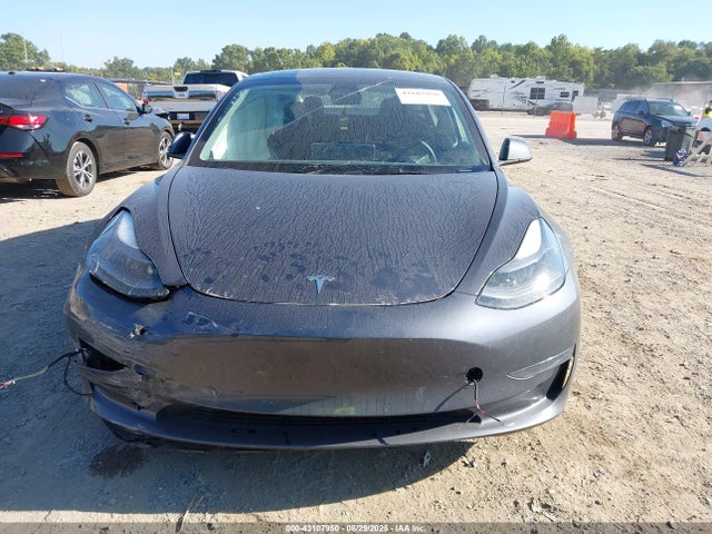 5YJ3E1EA4PF569743 Tesla 2023