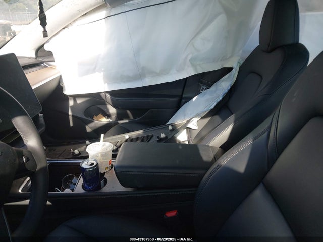 2023 TESLA MODEL 3 5YJ3E1EA4PF569743 Photo 4