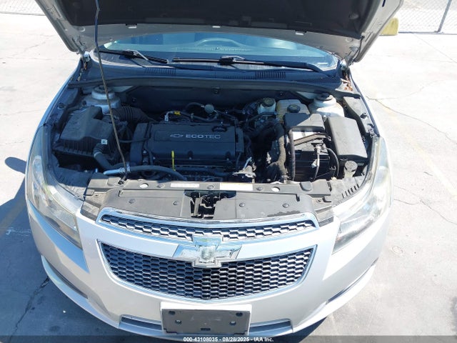 1G1PA5SG0E7301572 Chevrolet lwe