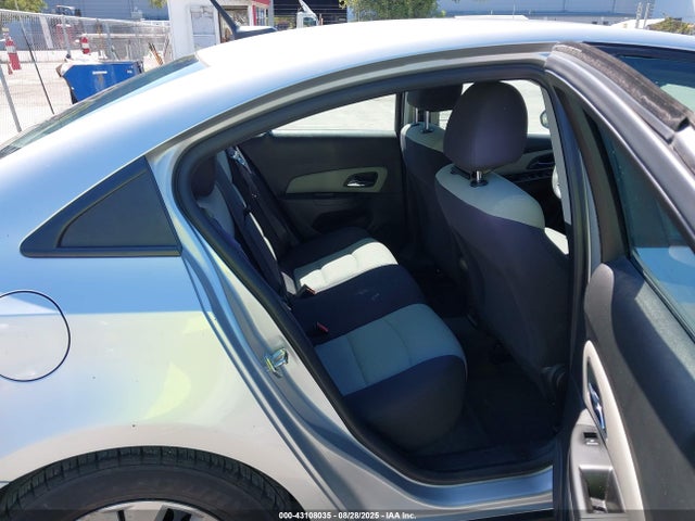 1G1PA5SG0E7301572 Chevrolet lwe