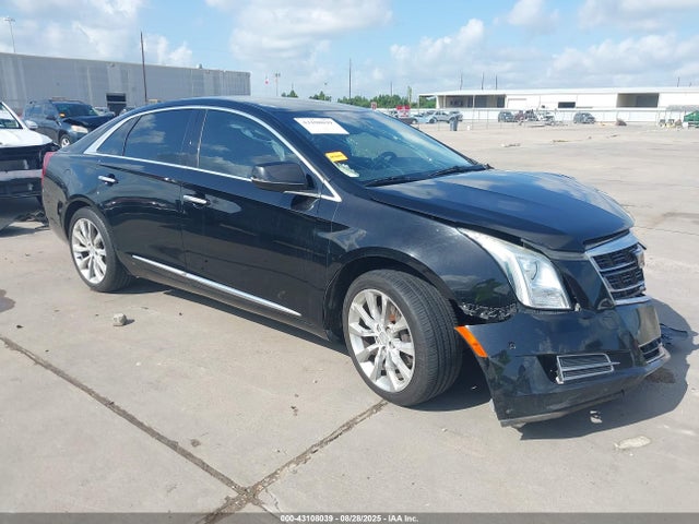 2017 CADILLAC XTS 2G61M5S3XH9158962 Photo 0