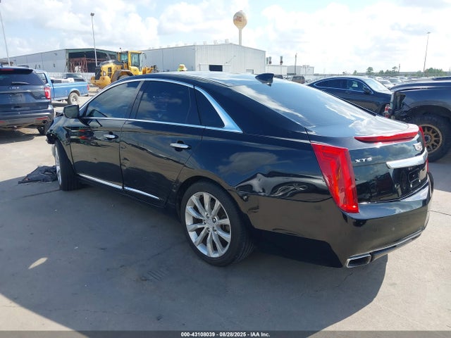 2017 CADILLAC XTS 2G61M5S3XH9158962 Photo 2