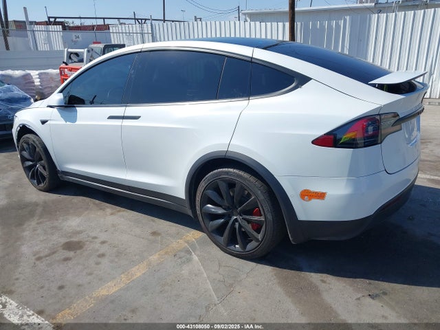 2020 TESLA MODEL X 5YJXCDE43LF275733 Photo 2