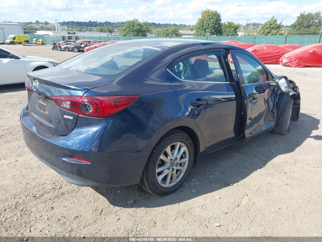 Mazda pe 2014 3MZBM1V77EM111154 Image 4