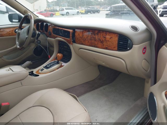 1998 JAGUAR XJ8 SAJKX6243WC838538 Photo 4