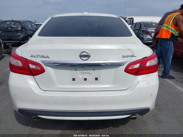 Nissan 2016 2016 1N4BL3AP3GC148185 Image 16