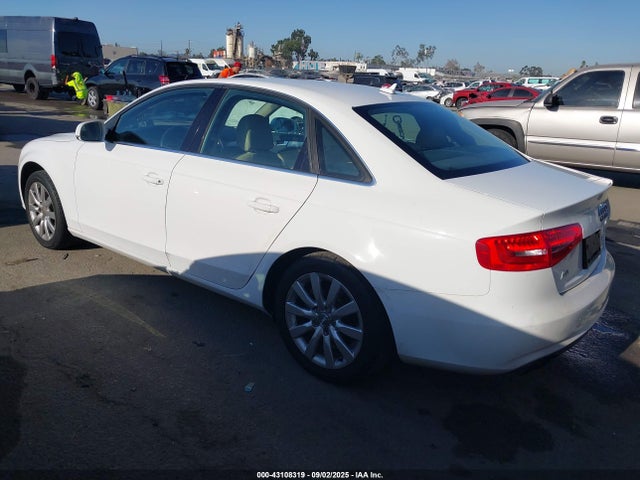 2013 AUDI A4 WAUAFAFL9DN032218 Photo 2