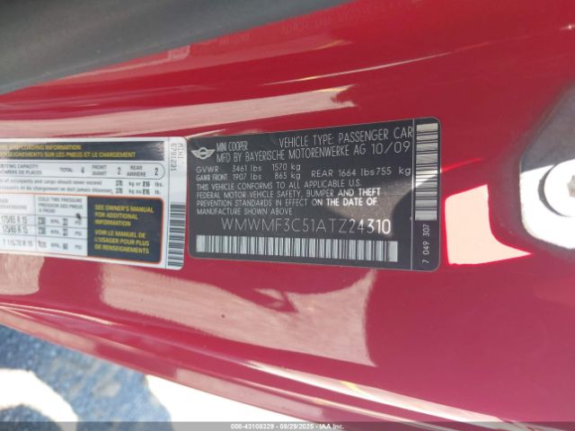2010 MINI COOPER WMWMF3C51ATZ24310 Photo 8