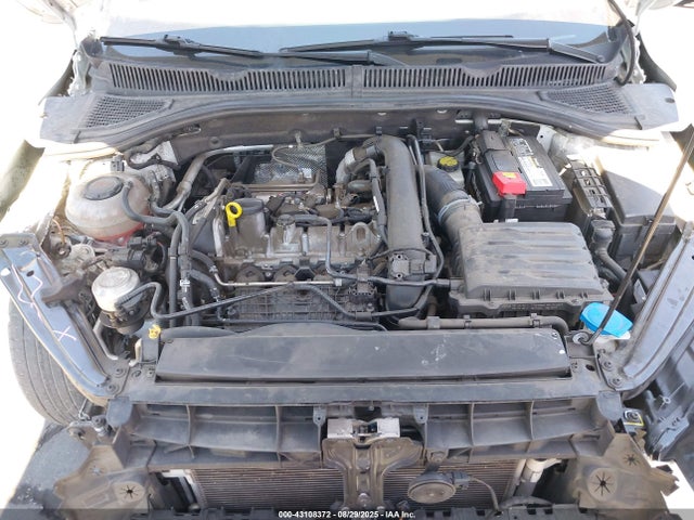 Volkswagen 1.4 tsi 2019 3VWC57BUXKM046553 Image 10