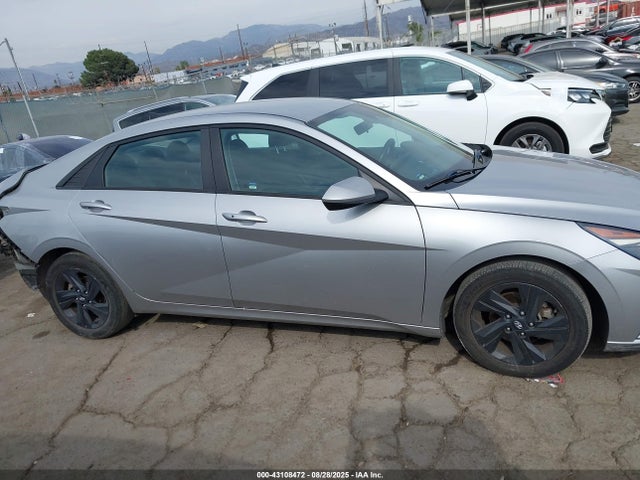 43108472 :رقم المزاد ، 5NPLS4AG7MH010673 vin ، 2021 Hyundai Elantra Sel مزاد بيع