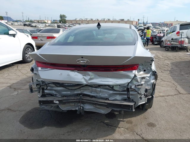 43108472 :رقم المزاد ، 5NPLS4AG7MH010673 vin ، 2021 Hyundai Elantra Sel مزاد بيع