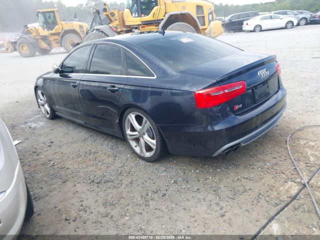 2013 AUDI S6 WAUJ2BFCXDN089139 Photo 2