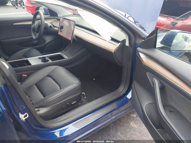 2021 TESLA MODEL 3 5YJ3E1EA5MF094468 Photo 4