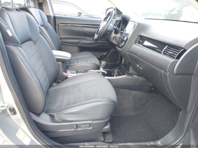 2019 MITSUBISHI OUTLANDER JA4AD3A31KZ029440 Photo 4