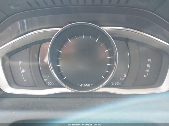 2017 VOLVO XC60 YV440MDR6H2211623 Photo 6