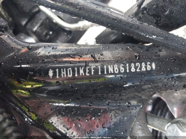 2022 HARLEY-DAVIDSON FLHTK 1HD1KEF11NB618286 Photo 9