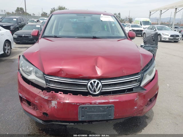 43109095 :رقم المزاد ، WVGBV3AX9EW075593 vin ، 2014 Volkswagen Tiguan Se مزاد بيع